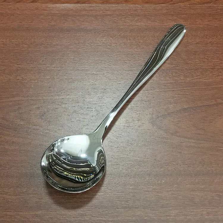 Stainless steel spoons, household soup drinking and eating spoons, round-headed tableware spoons, mostly hotel spoons, spoons, a 17