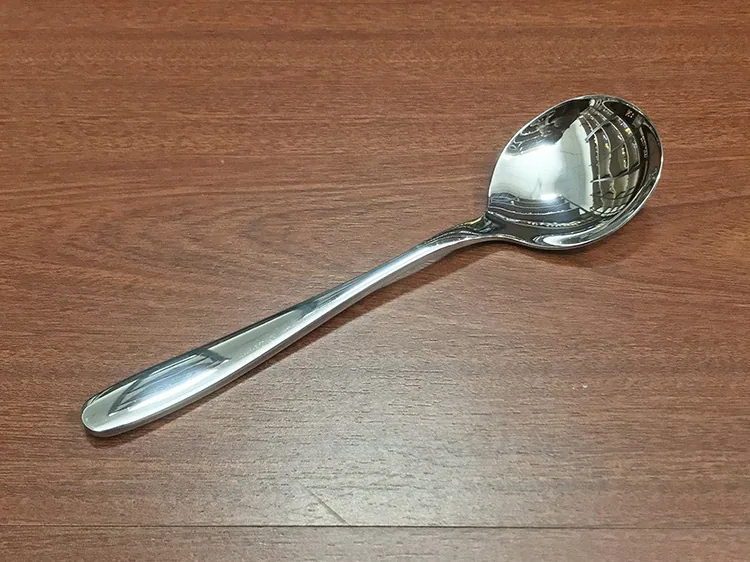 Stainless steel spoons, household soup drinking and eating spoons, round-headed tableware spoons, mostly hotel spoons, spoons, a 14