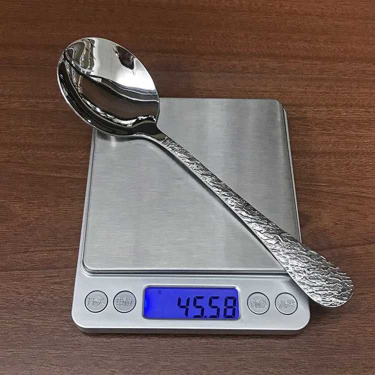 스테인레스 스틸 둥근 머리 스푼, 비빔밥 스푼, 가정용 식기, 먹는 스푼, 수프 스푼, 주로 창의적인 둥근 손잡이를 사용합니다. 15