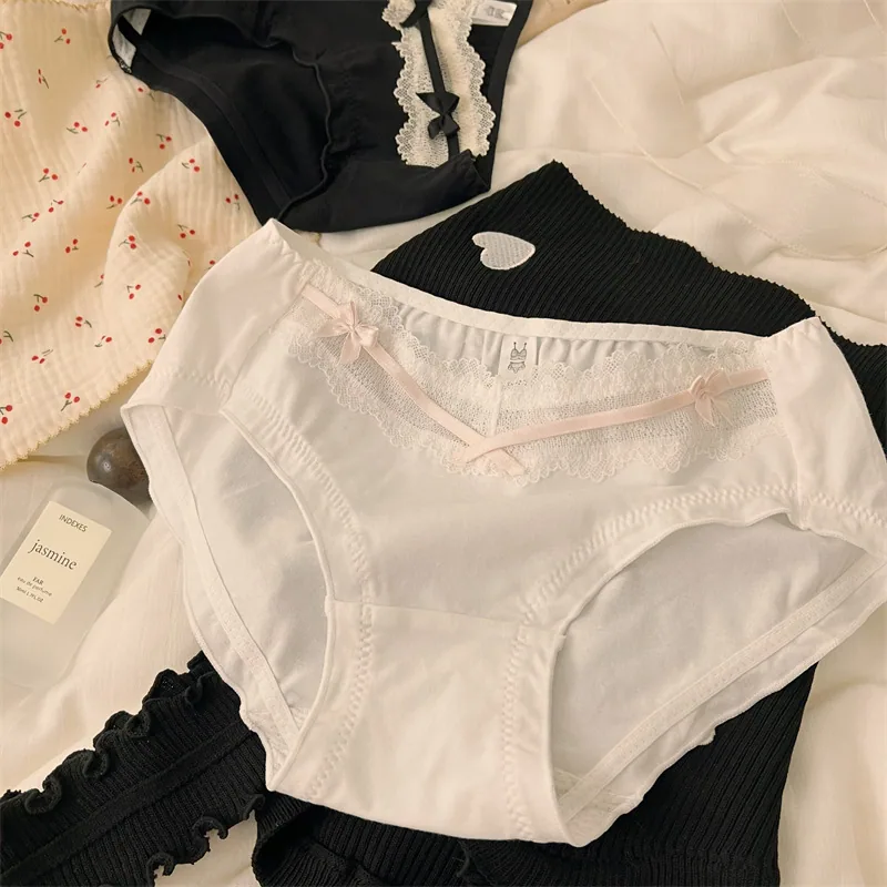 Lace butterfly sexy pure cotton womens underwear, personalized mid-rise seamless girl underwear, pure cotton gusset 7A antiba