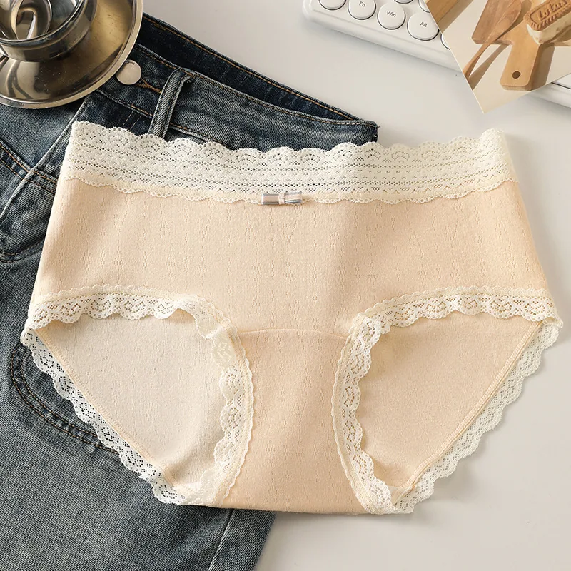 Lace edged womens underwear for girls 2024 new 7A antibacterial pure cotton long crotch autumn and winter comfor triangle shorts