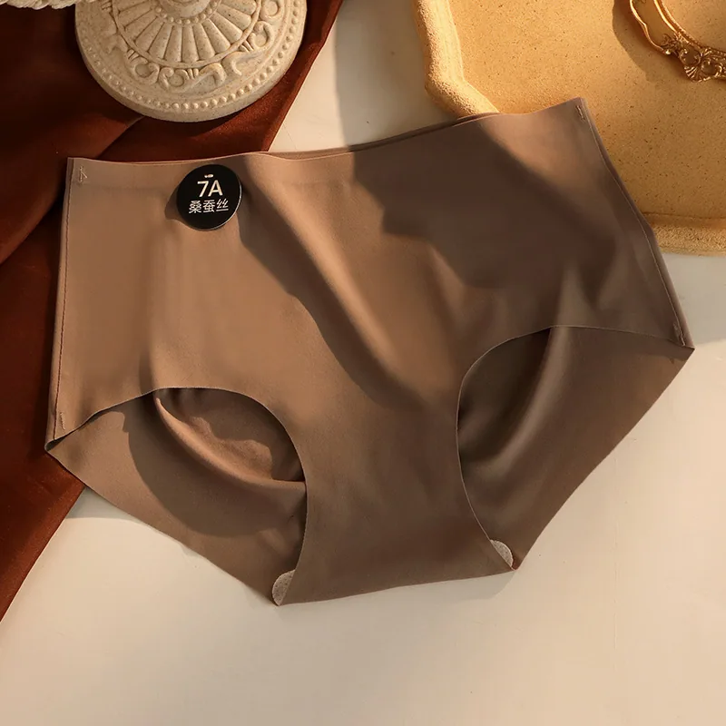 Cross border hot summer mulberry silk 7A crotch womens underwear in large size, comfor, not stuffy, skin friendly, antibacterial 5