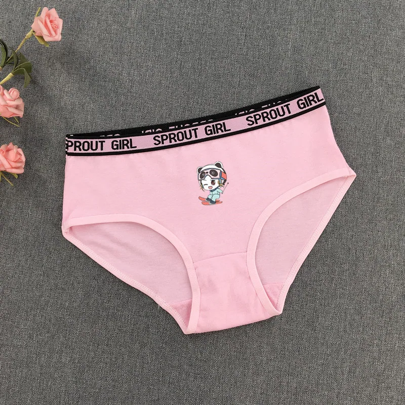 Fashion cartoon letter edge teenage development cotton student small boxer briefs two size medium and large children's briefs - Children Slippers 4