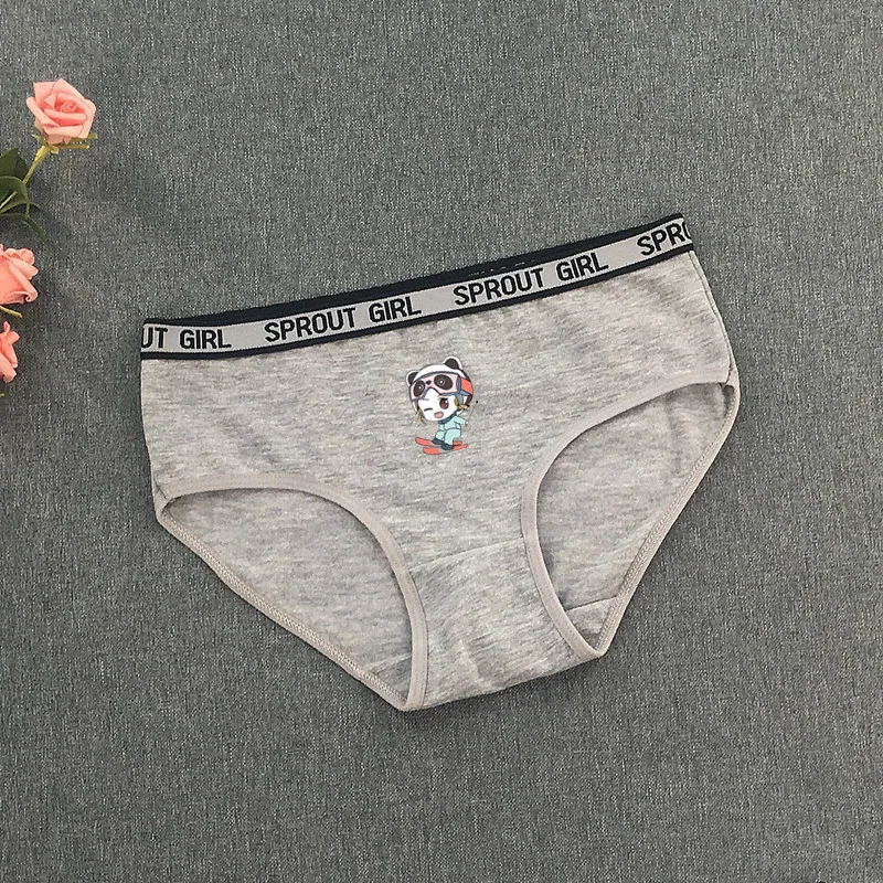 Fashion cartoon letter edge teenage development cotton student small boxer briefs two size medium and large children's briefs - Children Slippers 3