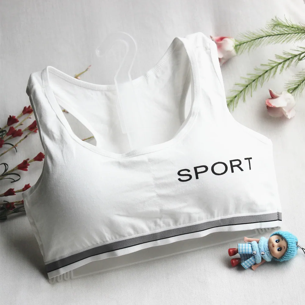 Teenage girl sports bra solid color cotton development period small vest style student no wire detachable sponge student underwe