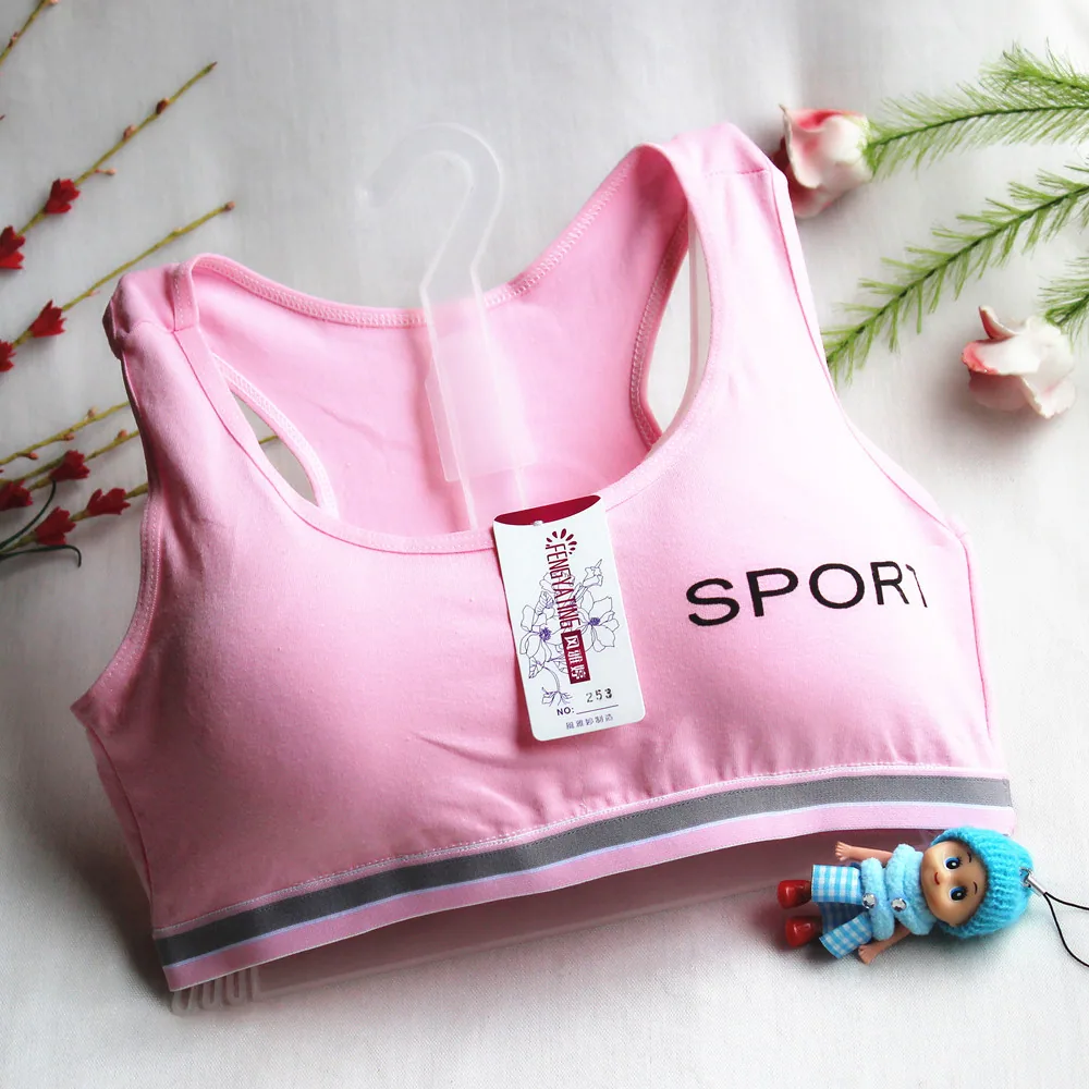 Teenage girl sports bra solid color cotton development period small vest style student no wire detachable sponge student underwe 2