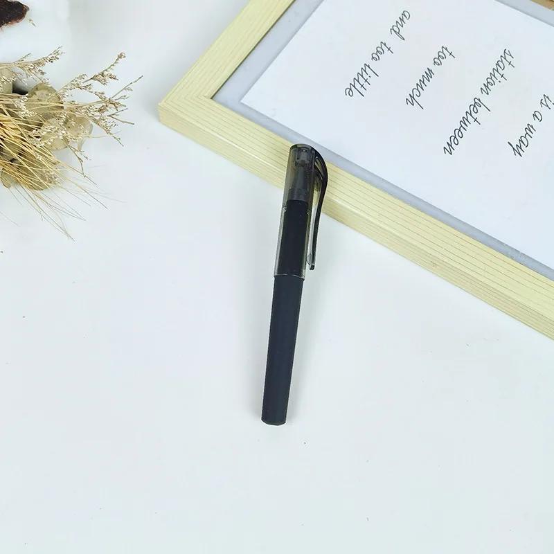 Cartoon Mini Neutral Pen Short Portable Pocket Pen Mini 0.5mm Neutral Pen Signature Student Pen Wholesale 12
