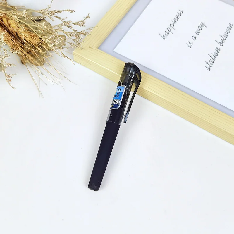 Cartoon Mini Neutral Pen Short Portable Pocket Pen Mini 0.5mm Neutral Pen Signature Student Pen Wholesale